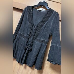 Torrid size 0 bell sleeve top